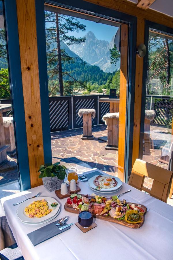 Garni Hotel Vila Triglav Kranjska Gora Exteriör bild